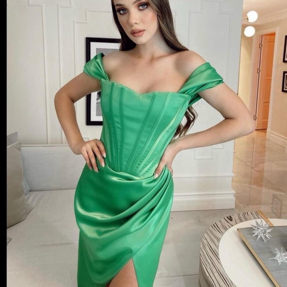 COPY - Gigii’s Jasmine Drape Dress Sz S NWOT